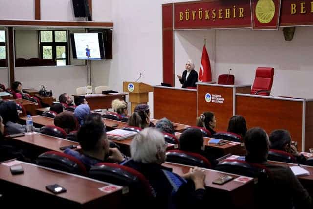 Etkinlik ve toplantı duyuruları, basın açıklamaları ve güncel haberler için ideal.