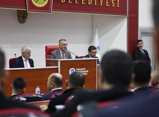 Adapazarı Belediye Başkanı Mutlu Işıksu: '2 milyar liralık yatırım alıyoruz'