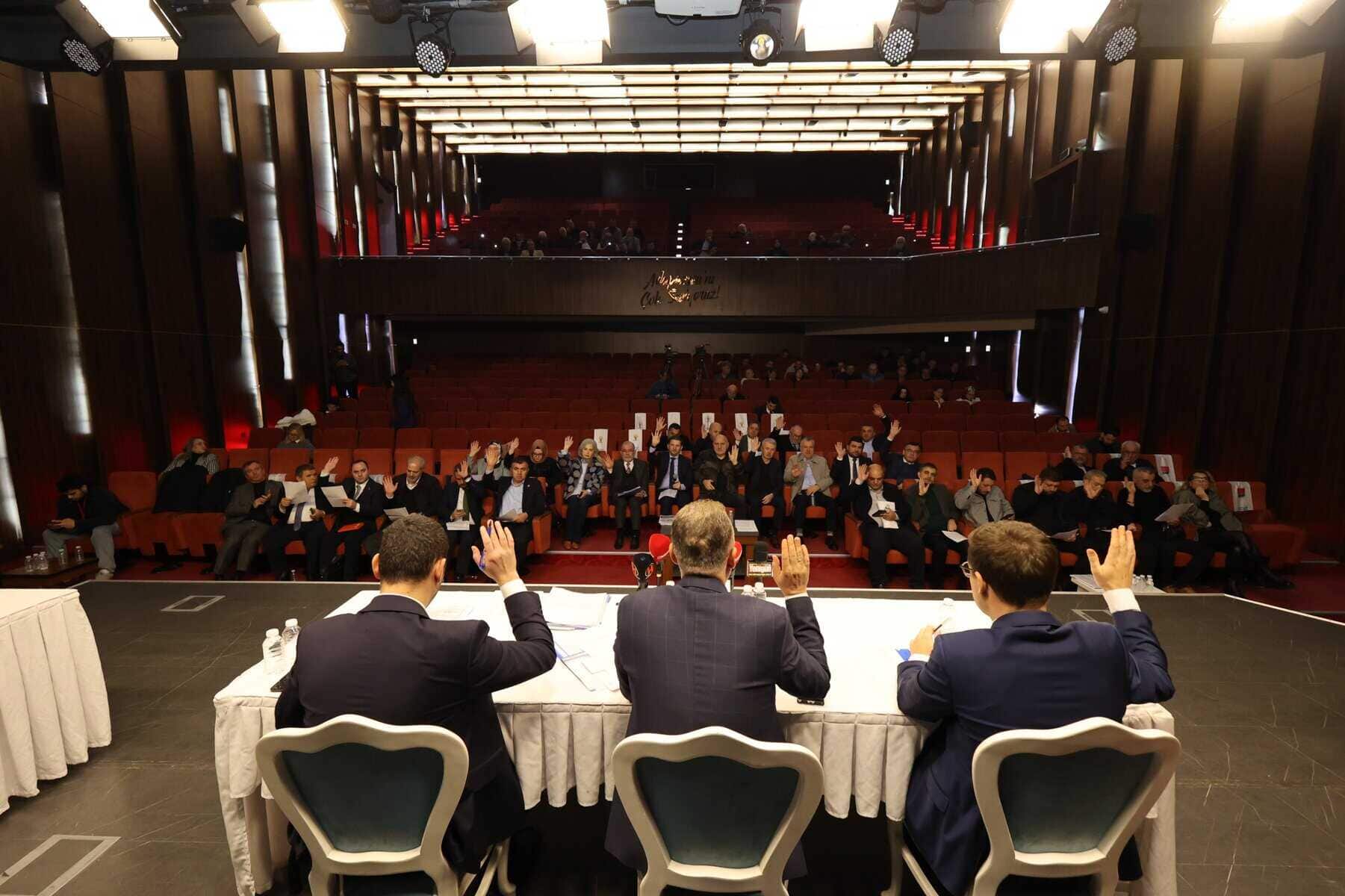 Adapazarı’nda Yılın İlk Meclisi Toplandı