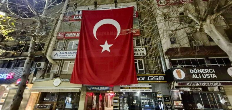 yrp-adapazarindan-nusaybindeki-saygisizliga-sert-tepki-7007