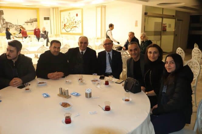 Sakarya’daki Yerel Basın Temsilcileri İftar Programında Dayanışma Mesajı Verdi