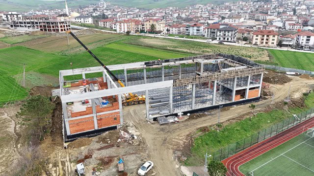 Otomatik taslak yapısı ve inşaat süreci, basın merkezi projeleri için ideal çözümler.