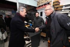 Başkan Yusuf Alemdar, Ramazan’da Geyve’deki Esnaf ve Vatandaşlarla Bir Araya Gelerek Güçlü Sakarya Vurgusu Yaptı