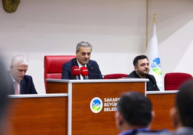 Başkan Yusuf Alemdar, Sakarya Meclisi’nde Hizmet ve Projelerle İlgili Uyumlu Çalışmaları Anlattı