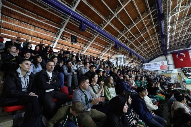 Sakarya Büyükşehir Basketbol Takımı, Ligi Lider Bitirerek Play-Off Çeyrek Finaline Yükseldi