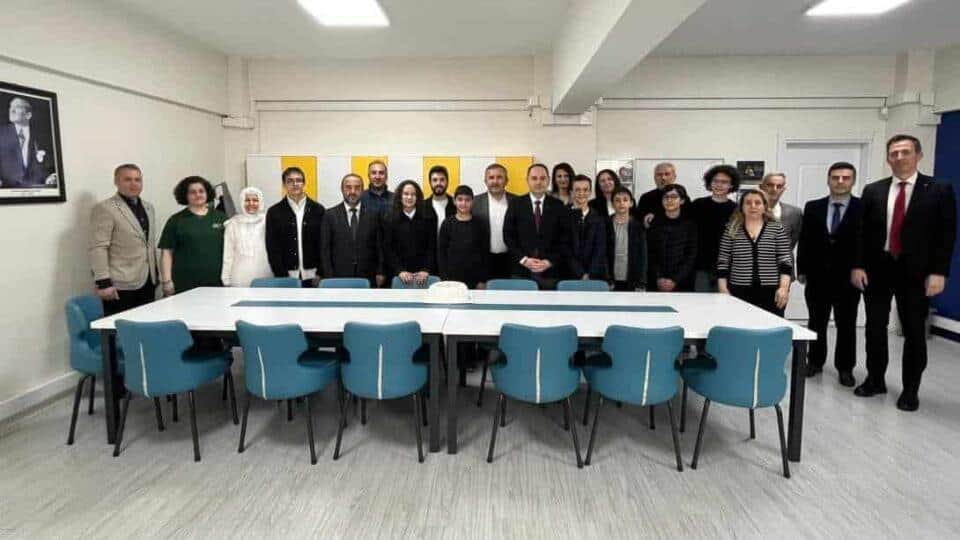 Adapazarı Bilim ve Sanat Merkezi’ne İlçe Milli Eğitim Müdürlüğünden Anlamlı Ziyaret